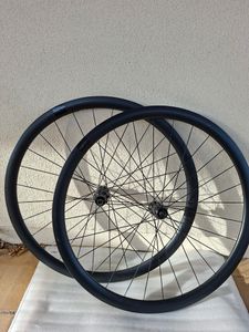 Paire de roues route carbone BMC CDR351 - 1