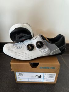 Chaussures Shimano RC7 - 1