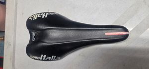 SELLE ITALIA SLR Boost carbonio - 1