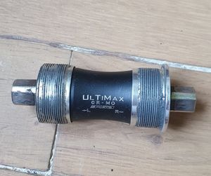 Boîtier de pédalier FSA ultimax BC 1.37x24 - 1