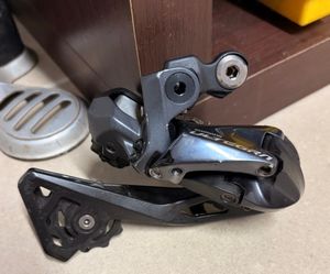Dérailleur arrière shimano Ultegra 8050 di2  - 1