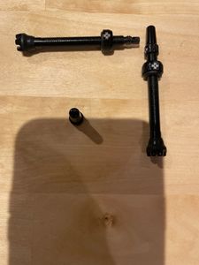 Paire de valve tubeless MUC OFF 60 mm - 1