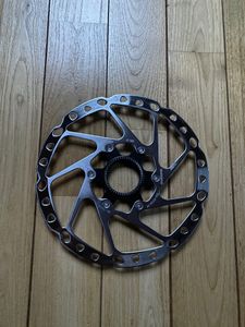 Disque SHIMANO SM-RT 64 180 CENTER LOCK - 1