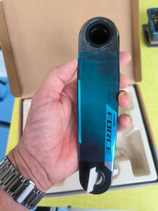 Manivelle et axe SRAM force 165mm - 1