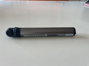 Pompe Blackburn - 1