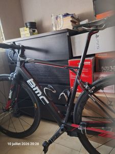Vente vélo route BMC Gf01 di2 taille M roues Mavic... - 1