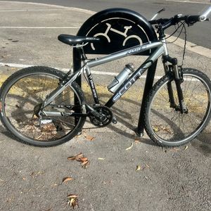 Je vends mon VTT de la marque SCOTT modèle ASPEN - 1