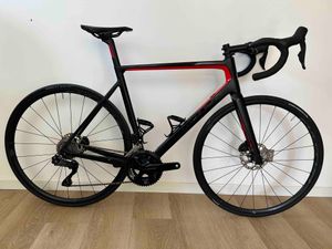 Colnago V3 disc Shimano 105 DI2 - 1