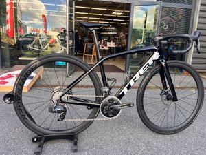 TREK EMONDA SLR7 ETAP50 - 1