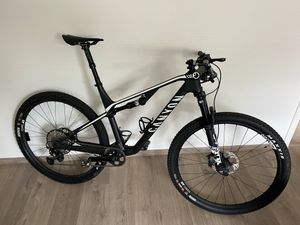 Canyon Lux trail CF taille L 500 KM - 1