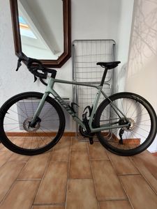 Giant TCR Advanced 0 Di2 12V – Carbone – Roues SLR... - 1