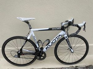 Vélo de route kuota kom - 1
