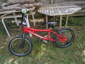Vélo BMX Mongoose - 1