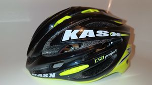 Casque Vélo  en parfait état comme neuf - 1
