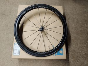 📢 Paire de roues carbone Shimano Dura-Ace R9100 C... - 1
