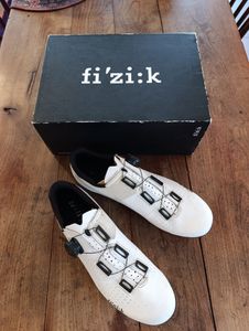Fizik Tempo Overcurve R4 taille 43 - 1