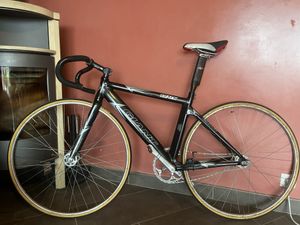 Velo Piste GIANT - 1
