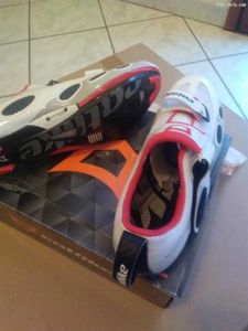 Whisper tri carbone - 1