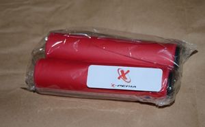 Poignee Grip de guidon Rouge X-PERIA LIGHT Red SIL... - 1