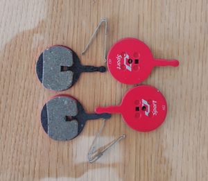 Vends 4 plaquettes de frein Jagwire Sport Avid BB5... - 1