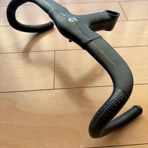 Talon Aero Intégré 420Mm 120Mm Carbone  - 1