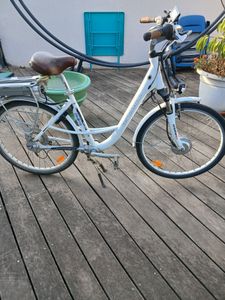 Vélo électrique à vendre pour pièces - 1