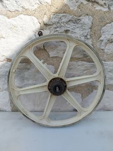 Roue bmx old school a restaurer 20 pouces - 1