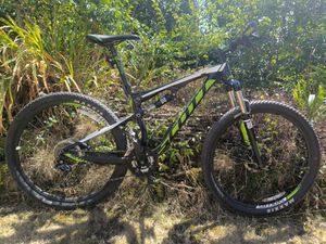 Vend VTT SCOTT SPARK 2019 tout supendu  - 1