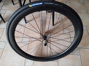Roue arrière Carbone 40mm - 1