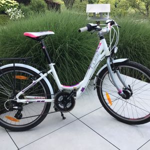 Vélo fille Cube - 1