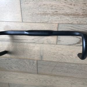  Cintre route Bontrager Pro IsoCore VR-SF  - 1