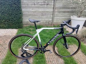 Canyon Inflite CF SL6 2023 M - 1