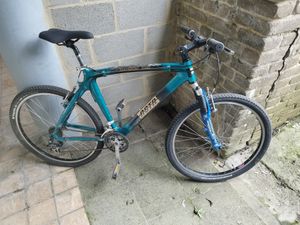 vtt monocoque  carbone  année 90.... - 1