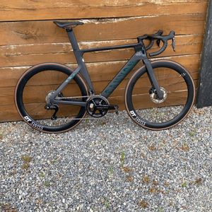 Canyon Aeroad CFR 2024 - 1