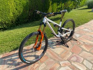 COMMENCAL Meta TR V4 - 1