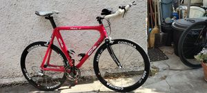 Vélo carbone de contre la monte C4 rouge prix à dé... - 1