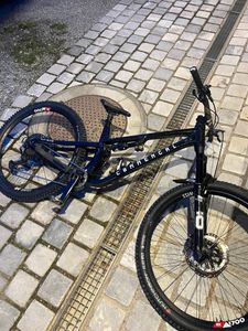 Commencal meta V5 - 1