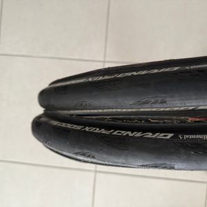 Paire de pneus continental gp5000 STR 28 - 1