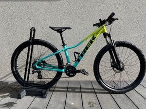 Vélo VTT enfant Trek Malin 26 pouces taille XXS - 1