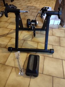 Home trainer  - 1