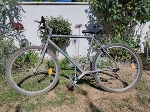 vends vélo Specialized Hardrock  - 1