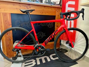 BMC TEAMMACHINE SLR THREE SHIMANO 105 Di2 - 1