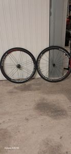 Roue Bora  - 1