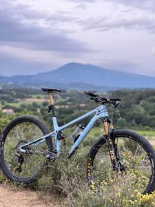 Pivot Mach 4 SL  - 1
