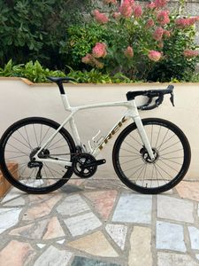 TREK MADONE SLR 7 GEN 8 - 1