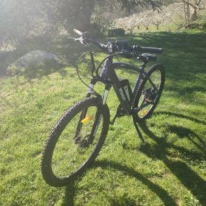 Vélo électrique Néomouv Cronos 27,5 - Seulement 31... - 1