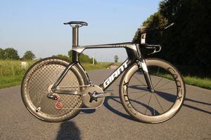 Giant Trinity - 1