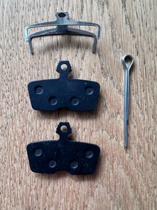 Paire de Plaquettes résine pour freins SRAM Code (... - 1