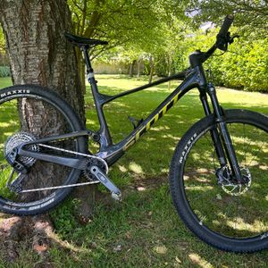 scott spark rc team issue 2023 - 1