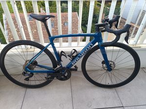 Vélo route Polygon Strattos taille S - 1